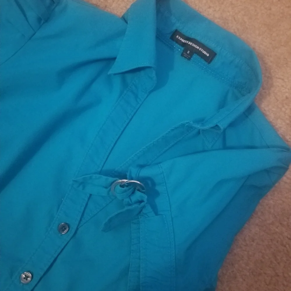 Express Design Studio Collared Top - Picture 2 of 2